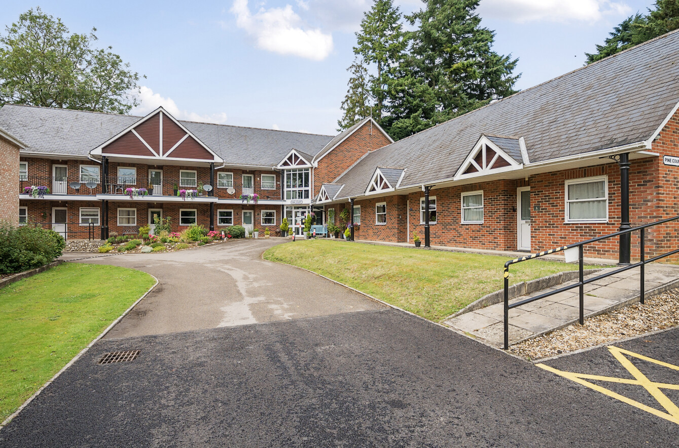 Pine Court, Lymington Bottom, Four Marks, Alton, GU34
