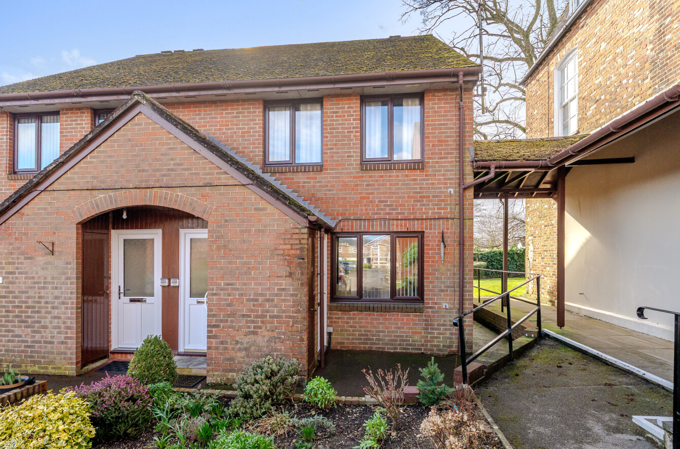 Adams Way, Alton, Hampshire, GU34
