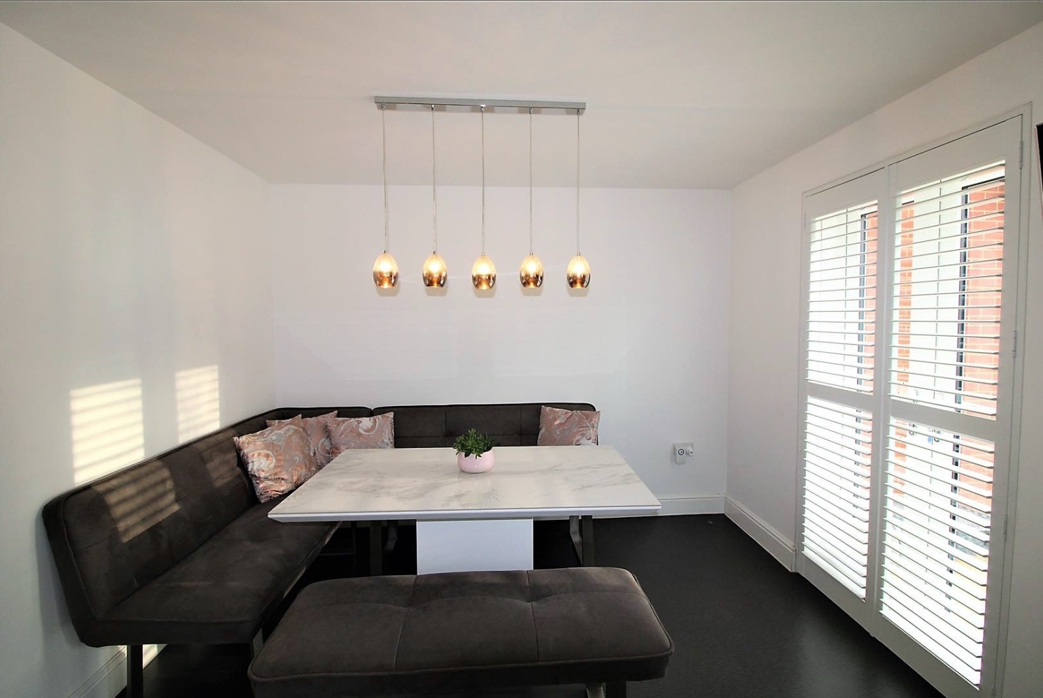 Nugent Close, Church Crookham, Fleet, Hart, GU52 - Charters