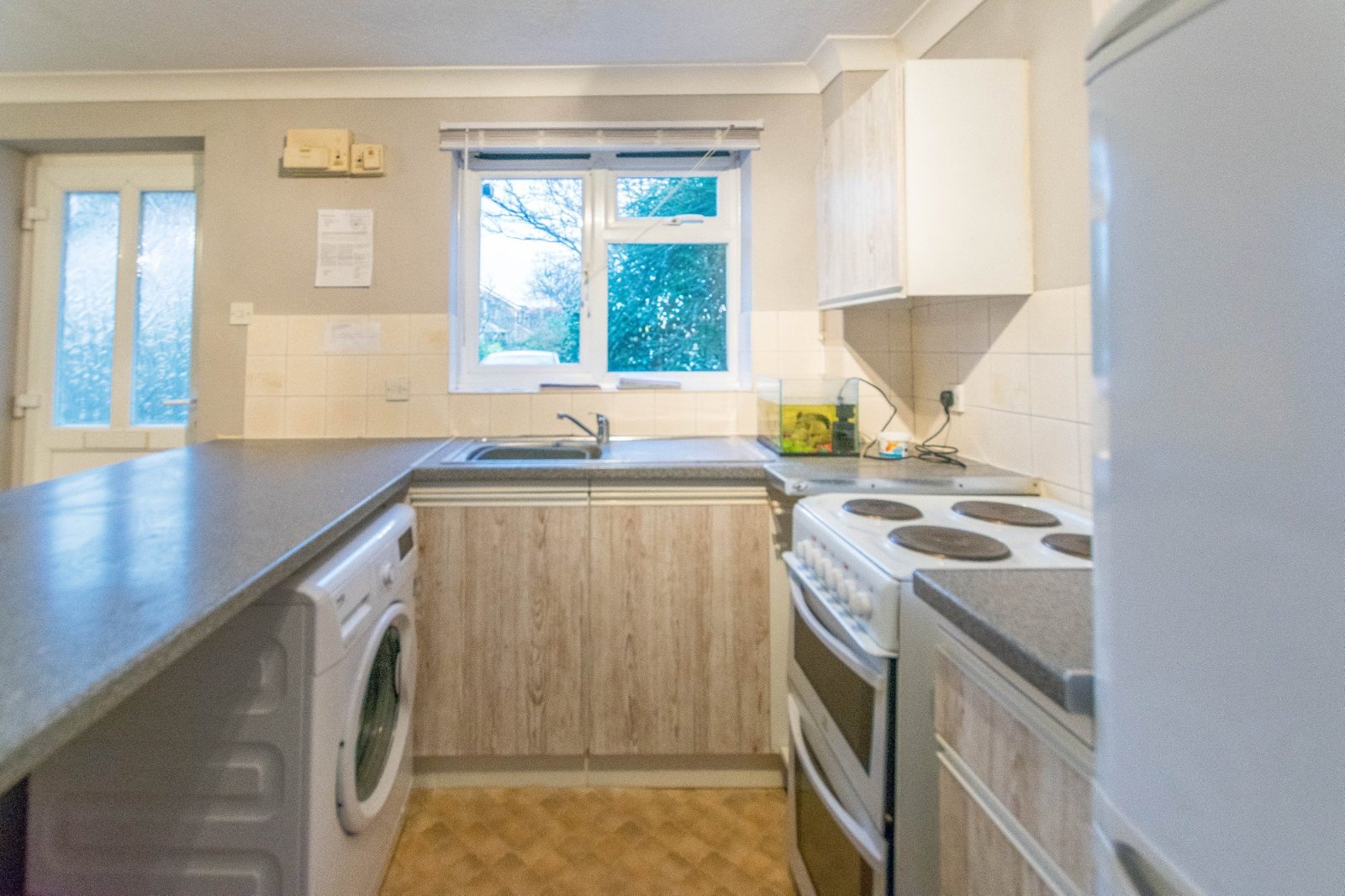 Southern Way, Farnham, Surrey, GU9 - Charters