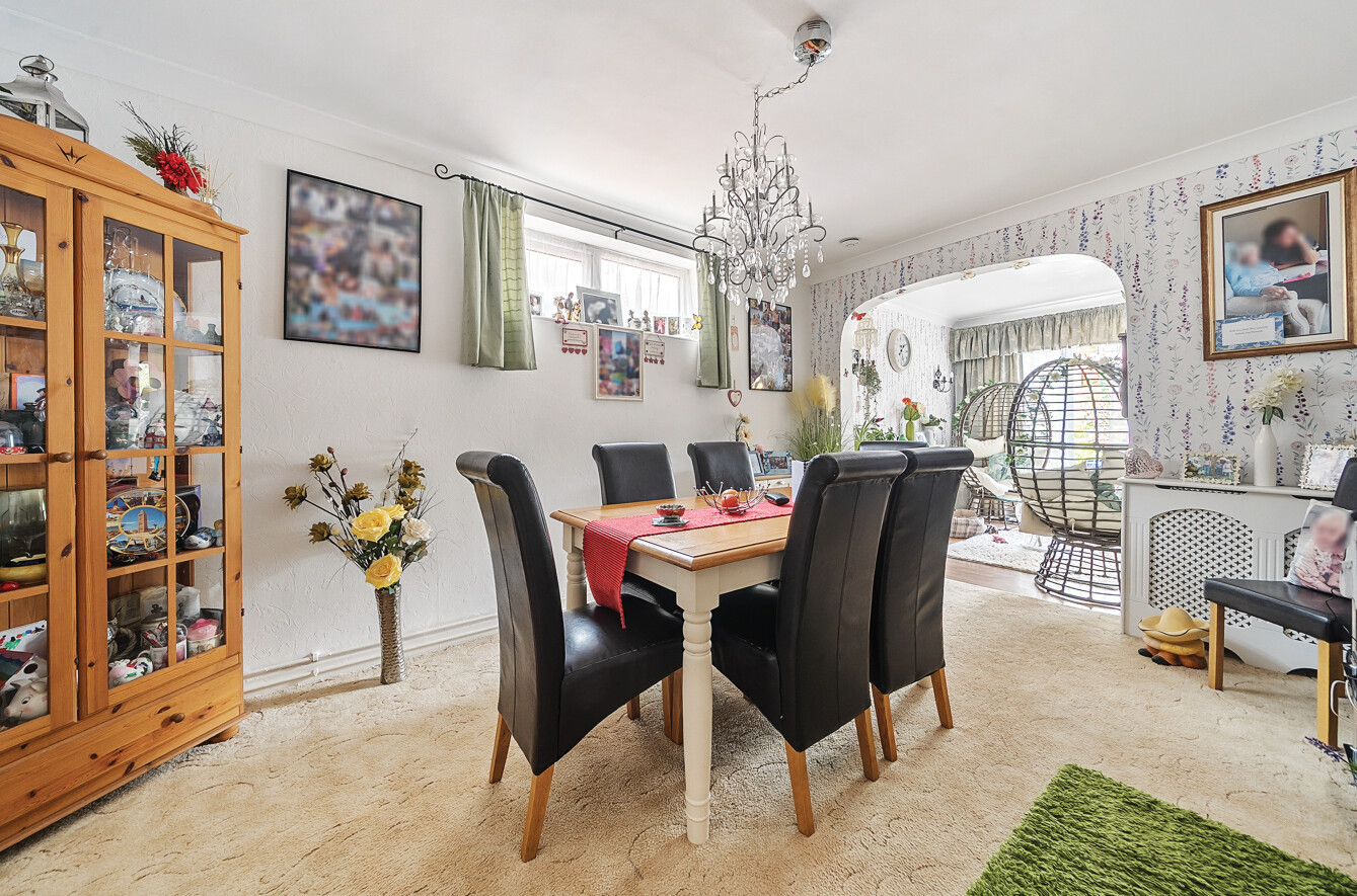 Woodmill Lane, Bitterne Park, Southampton, Hampshire, SO18 - Charters