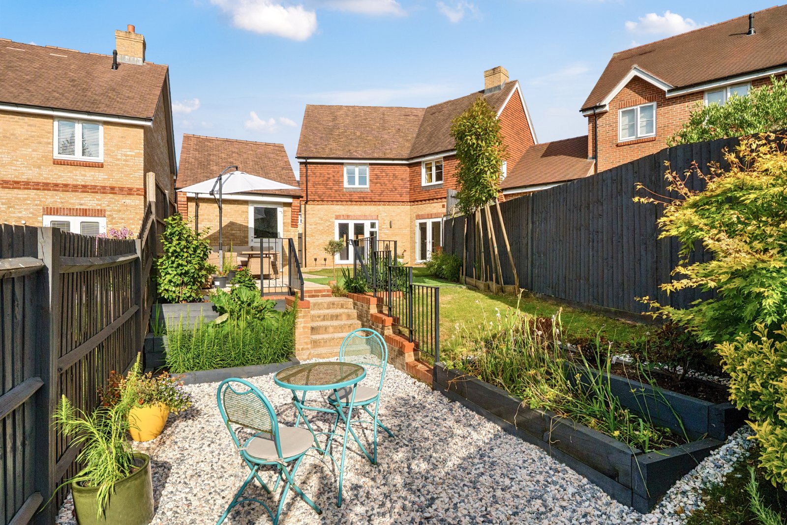 Gardenia Drive, Wrecclesham, Farnham, Surrey, GU10 - Charters