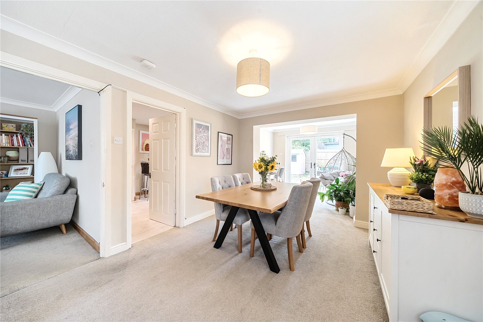 Wentworth Close, Farnham, Surrey, GU9