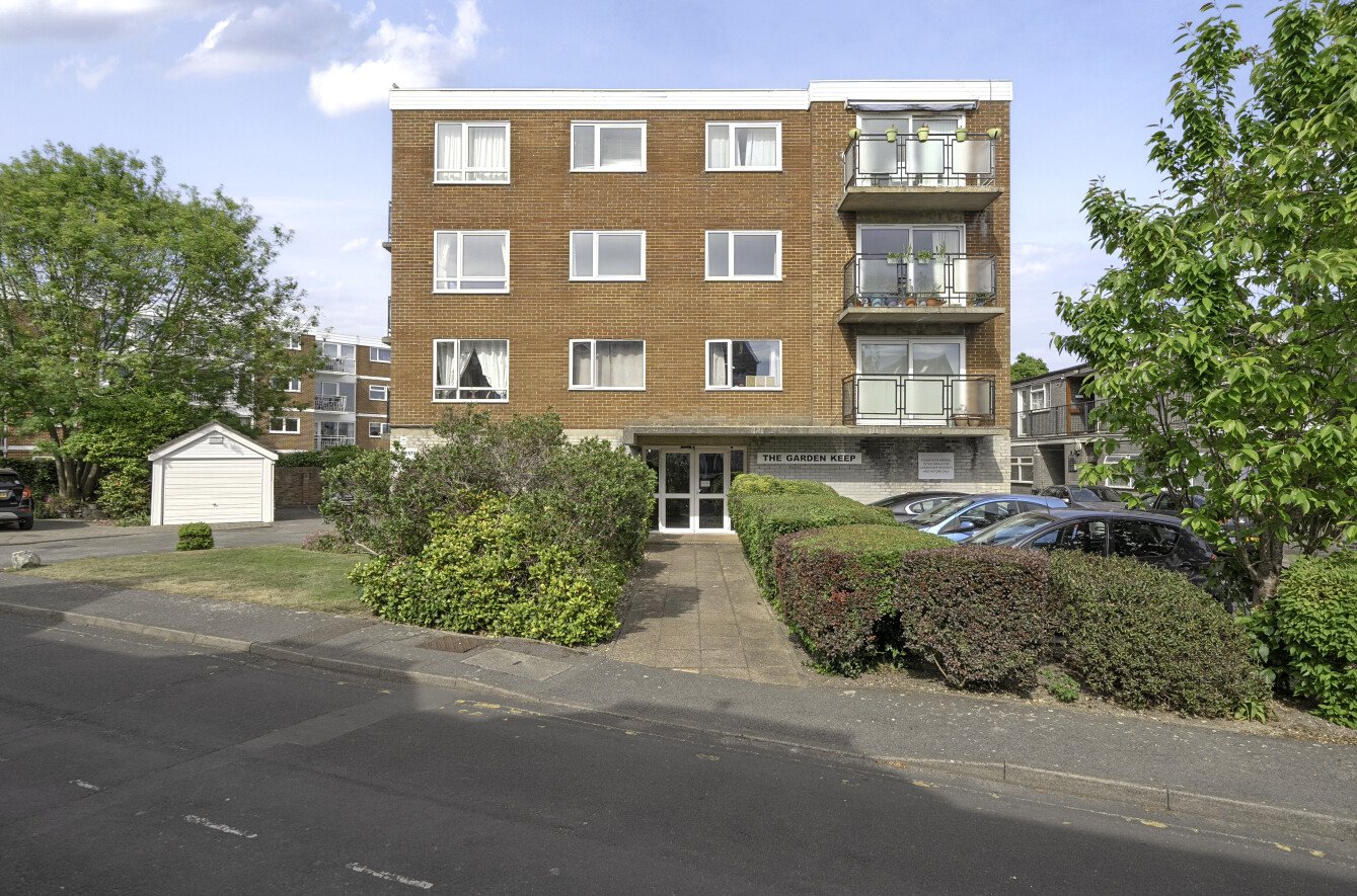 Flat 4, The Garden Keep, Stoke Gardens, Gosport, Hampshire, PO12