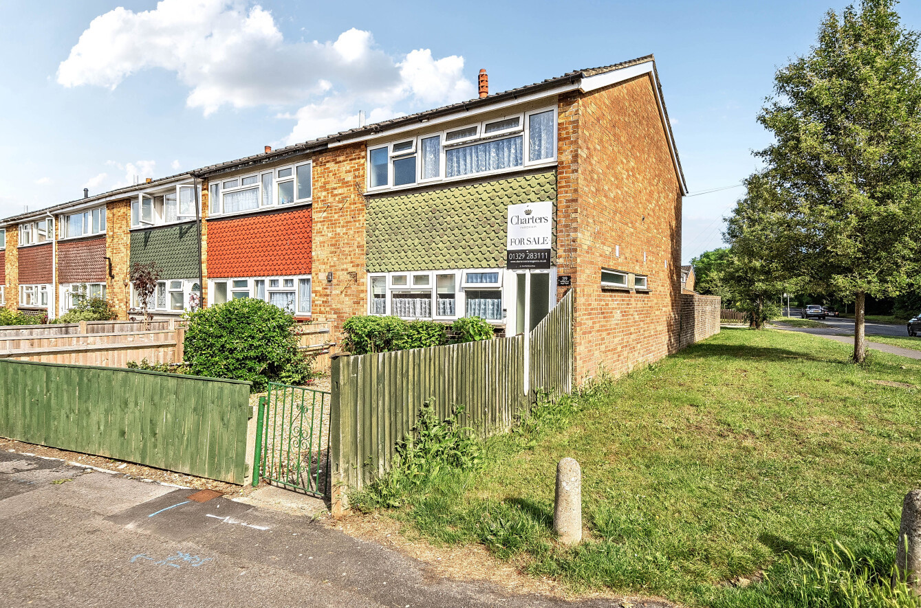 Crossfell Walk, Fareham, Hampshire, PO14