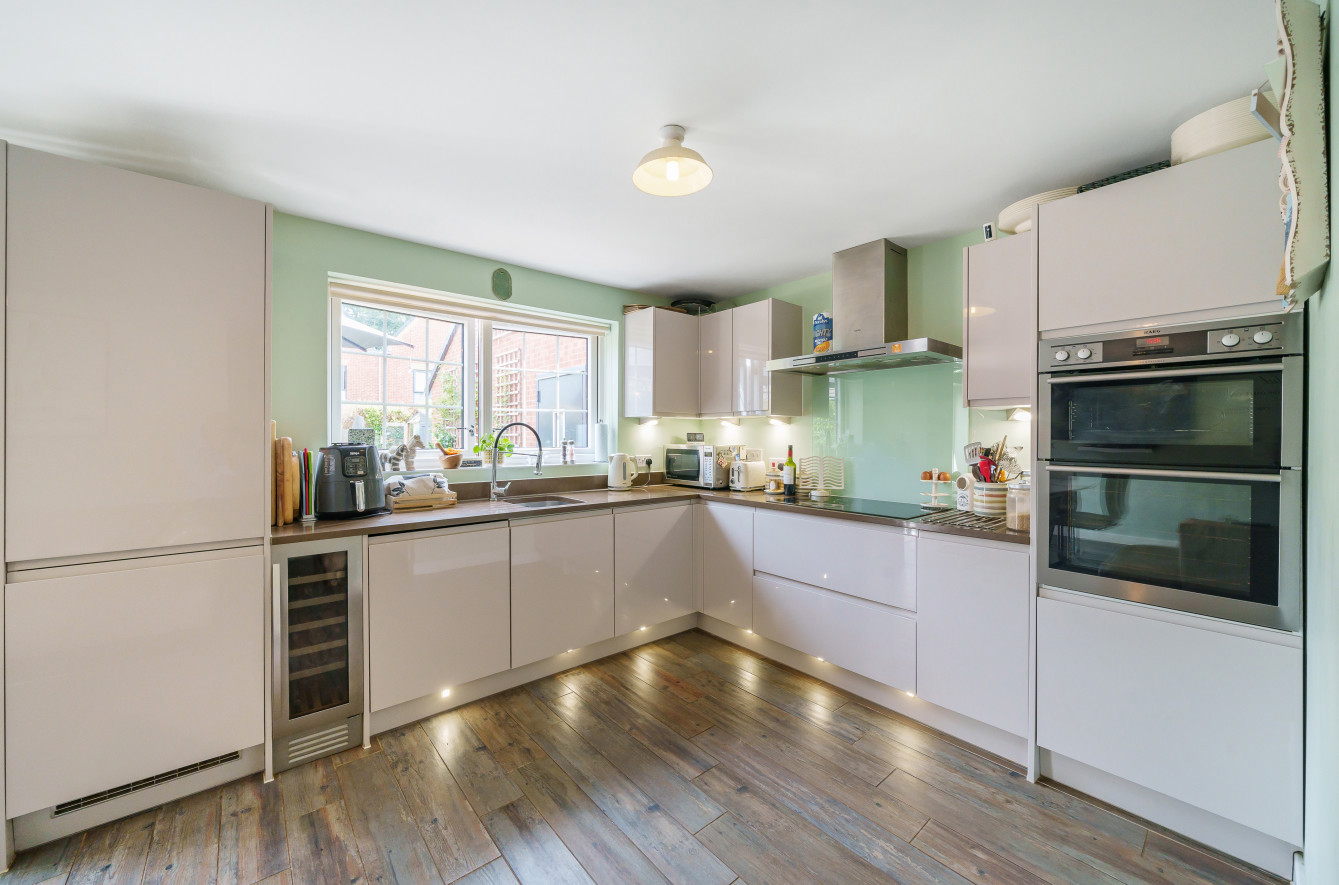 Brocas Way, Bordon, Hampshire, GU35 - Charters