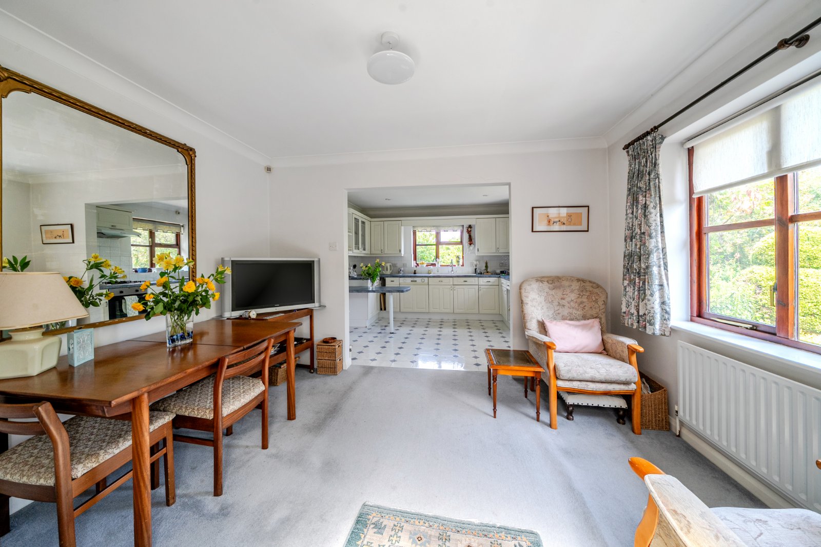 Alma Lane, Farnham, Surrey, GU9 - Charters