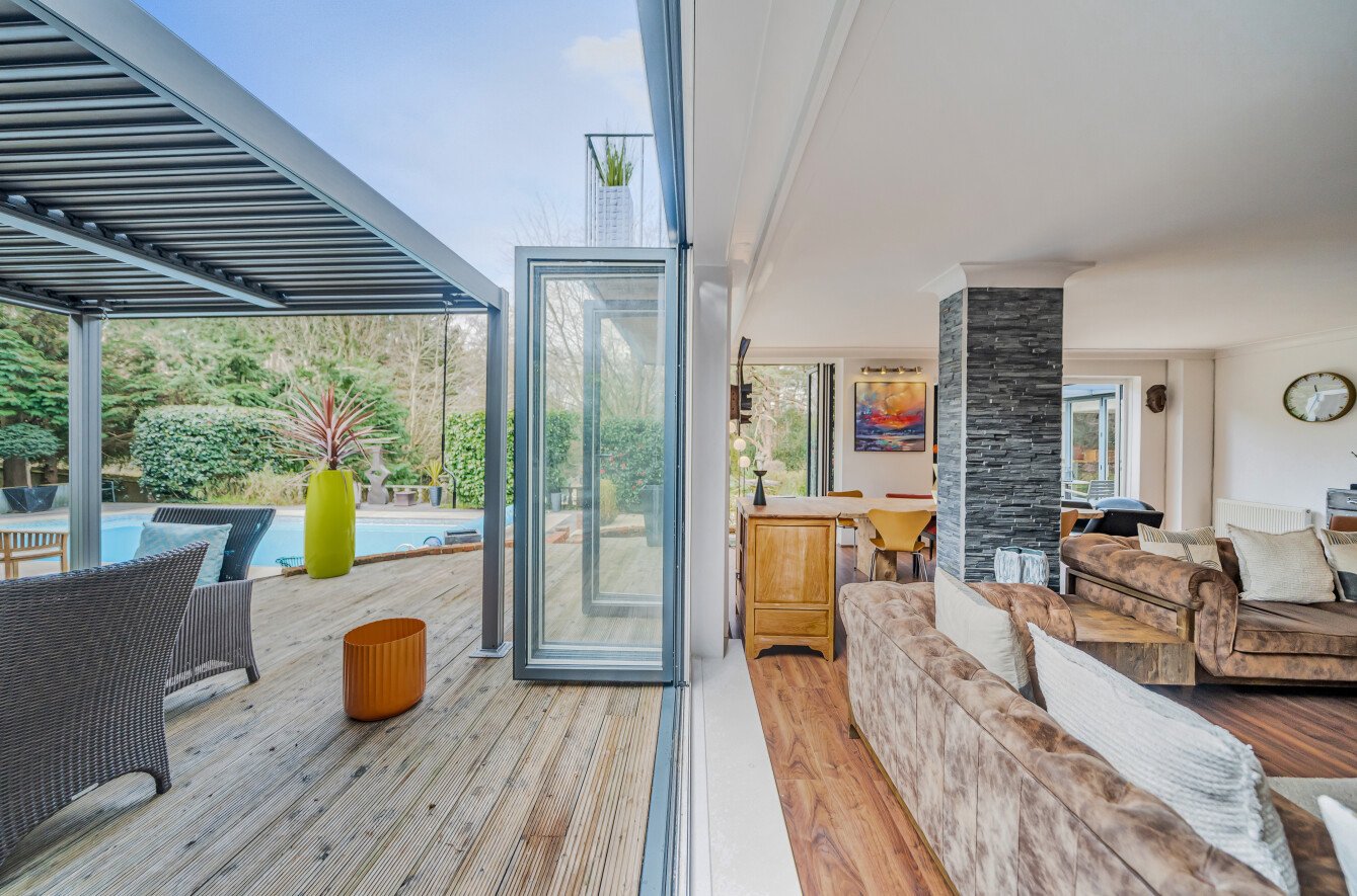 Hadrian Way, Chilworth, Southampton, Hampshire, SO16 - Charters
