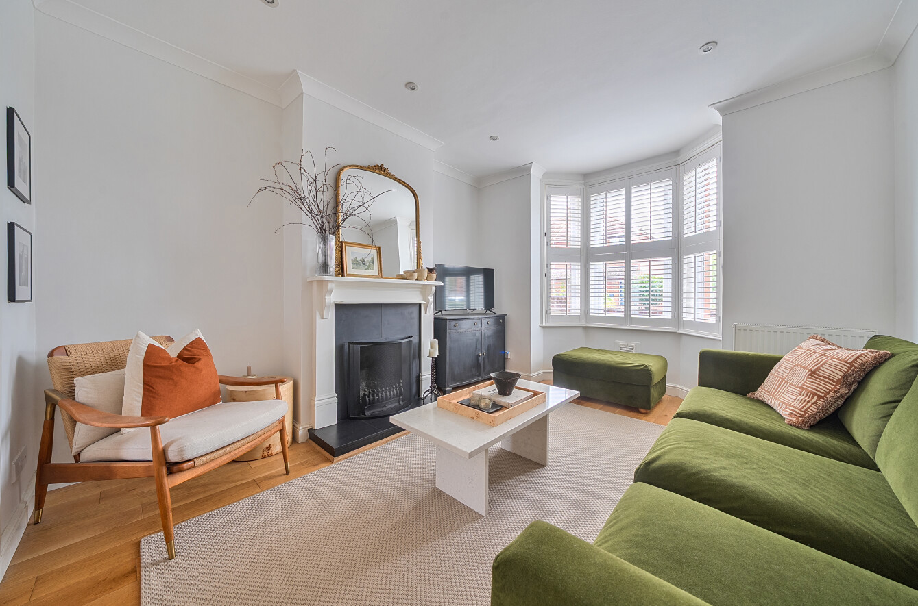 Station Road, Romsey, Hampshire, SO51 - Charters