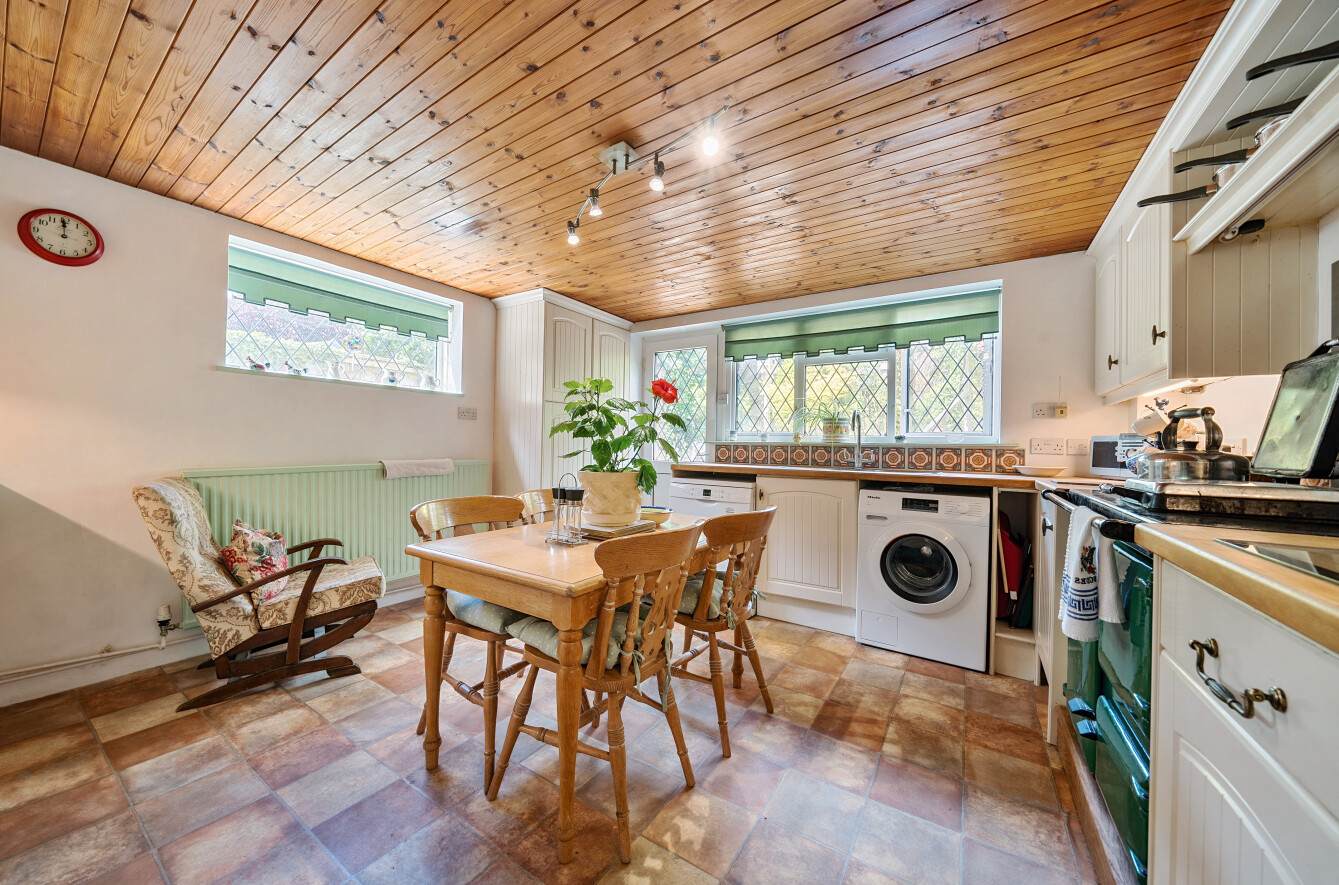 Oxford Road, Sutton Scotney, Winchester, Hampshire, SO21 - Charters