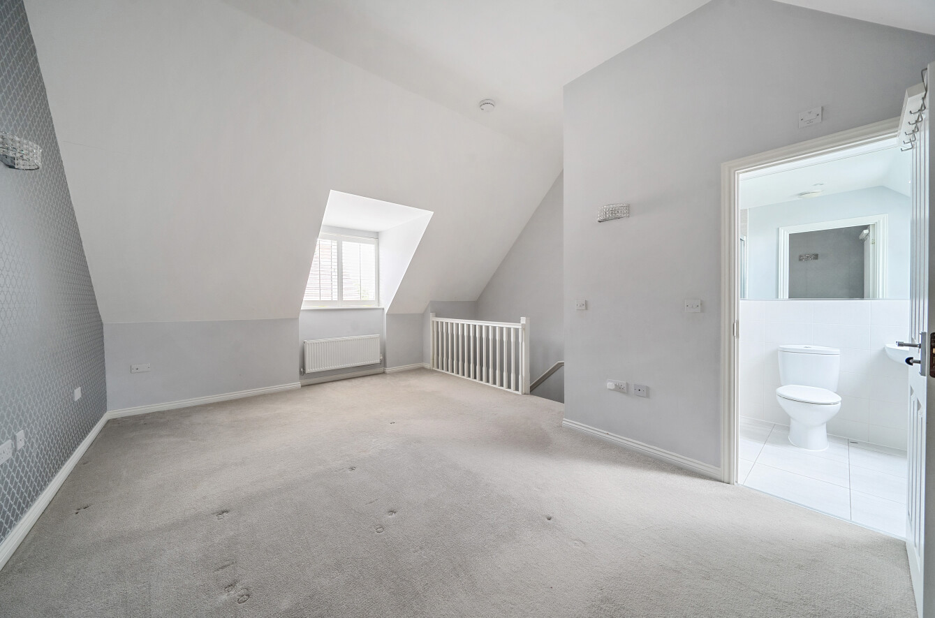 Parsons Way, Tongham, Farnham, Surrey, GU10 - Charters