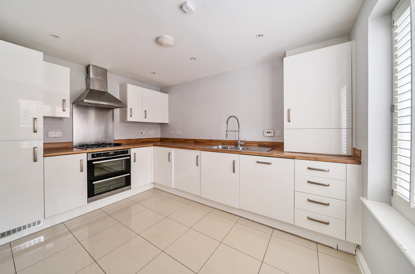Parsons Way, Tongham, Farnham, Surrey, GU10 - Charters