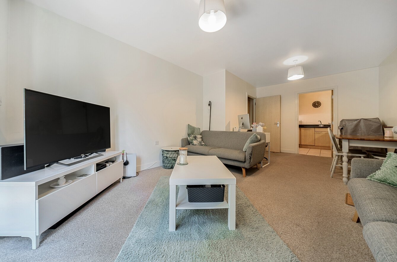 Broadacre Place, Fareham, Hampshire, PO14 - Charters