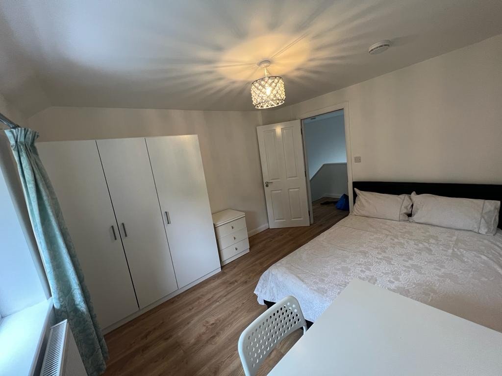 Greenhill Road, Winchester, Hampshire, SO22 - Charters