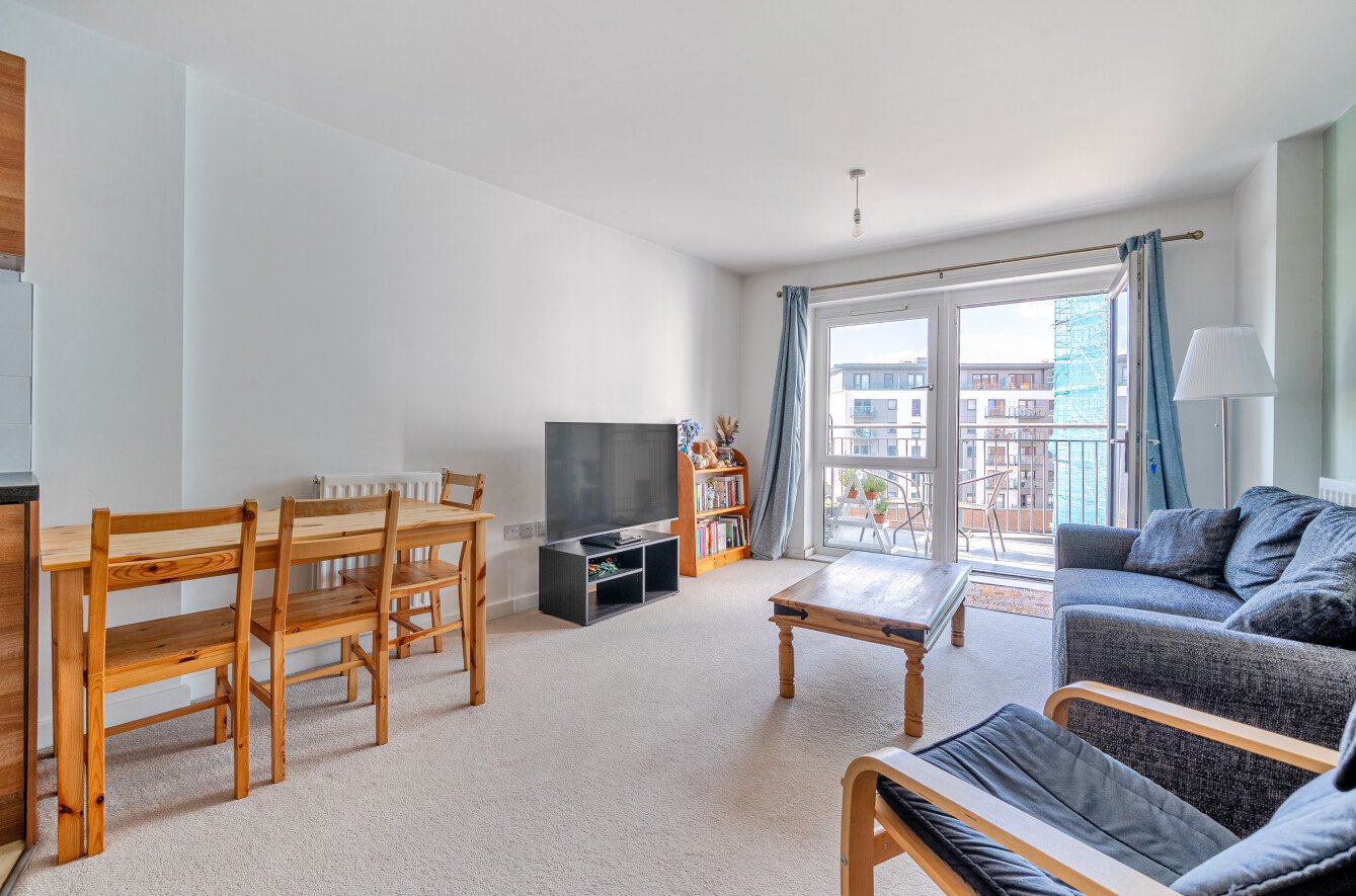 John Thornycroft Road, Southampton, Hampshire, SO19 - Charters
