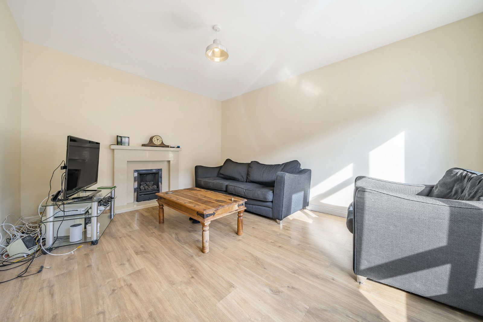 Mayo Close, Buckland, Portsmouth, PO1 - Charters