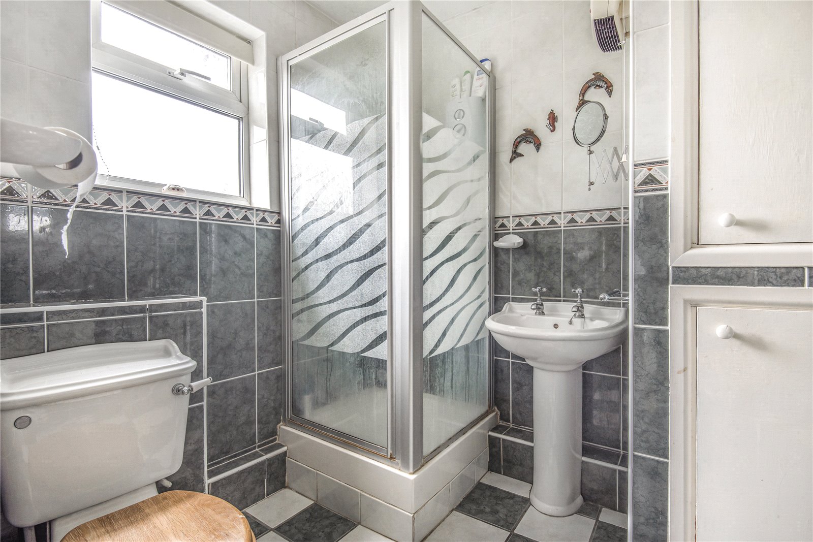 Hill Terrace, Alresford, Hampshire, SO24 - Charters