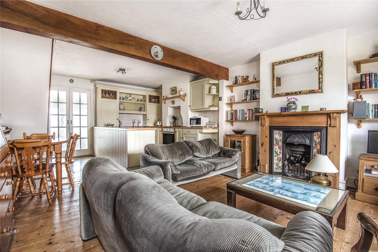 Hill Terrace, Alresford, Hampshire, SO24 - Charters