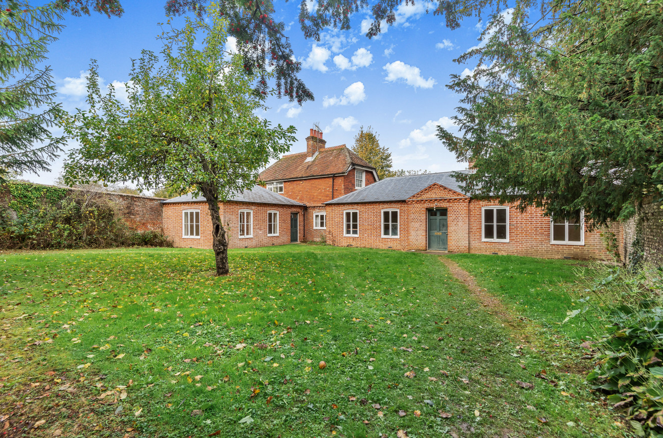 Bishops Sutton Road, Alresford, Hampshire, SO24