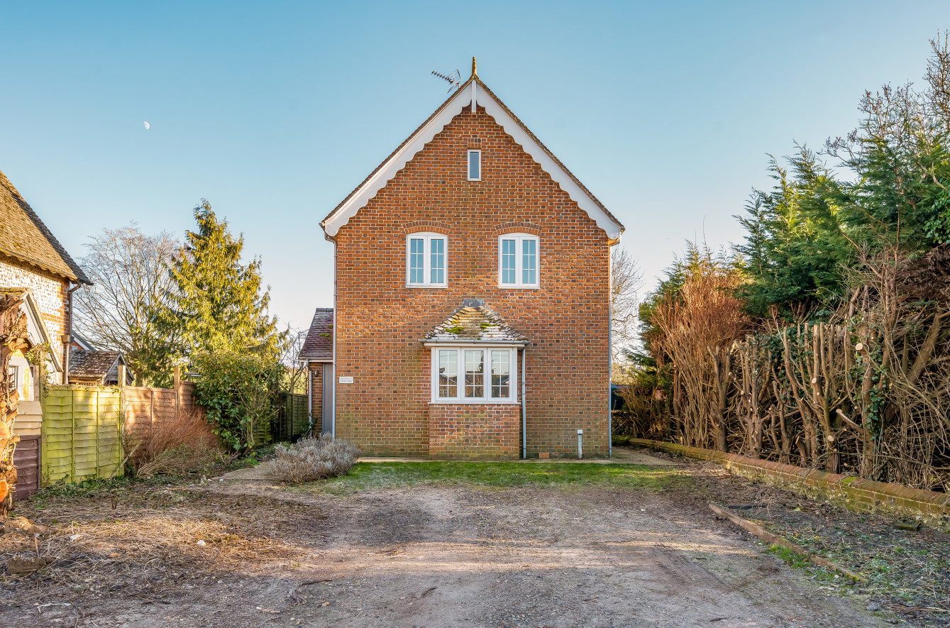 Basingstoke Road, Old Alresford, Alresford, Hampshire, SO24