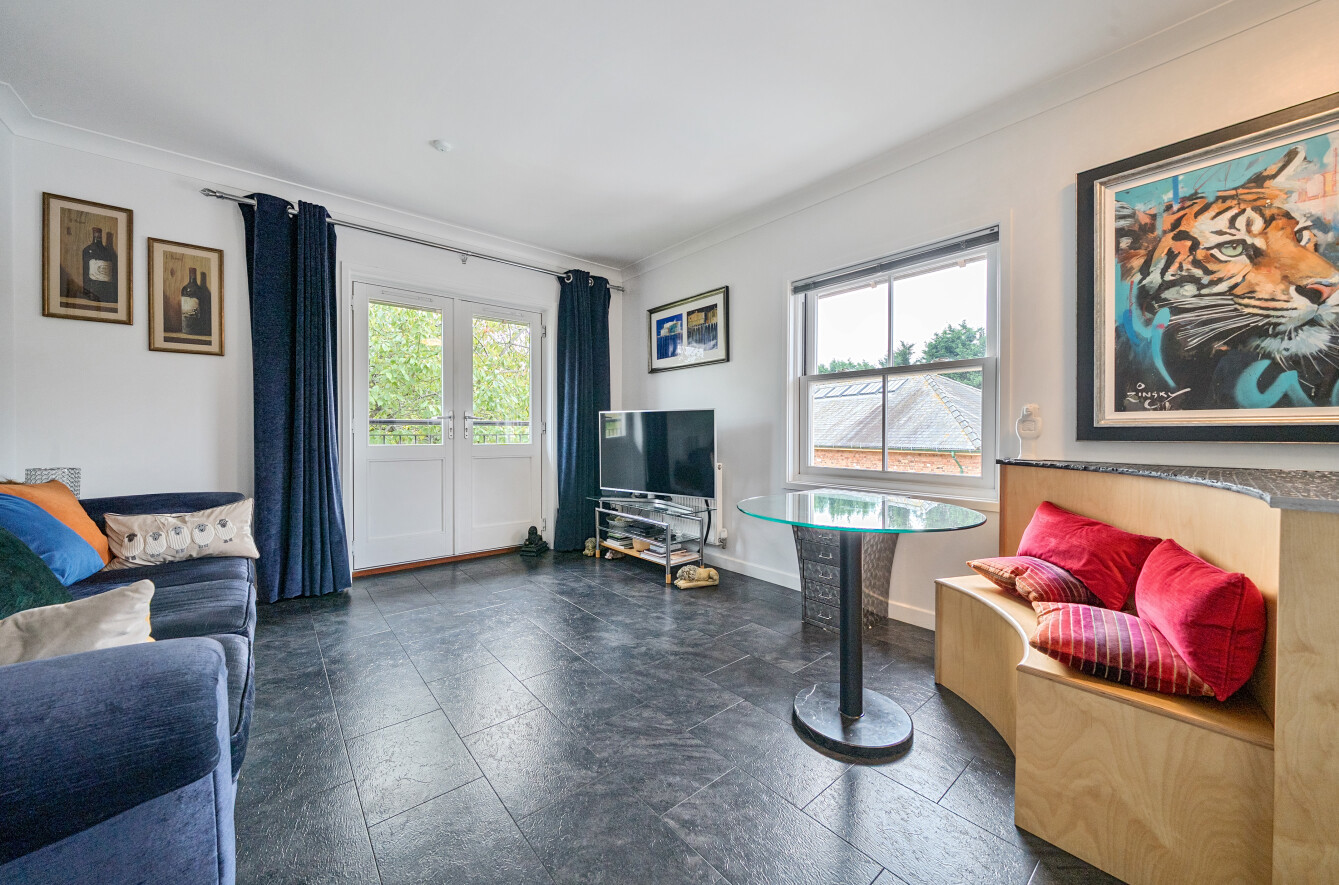 Robins Court, Alresford, SO24 Robins Court, Alresford, SO24 - Charters