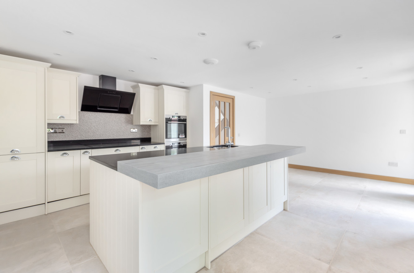 Petersfield Road, Monkwood, Alresford, Hampshire, SO24