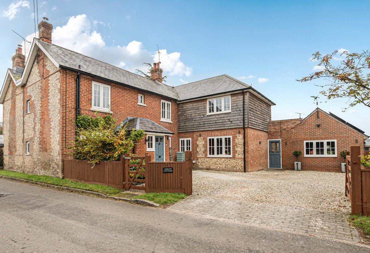 Vicarage Lane, Ropley, Alresford, Hampshire, SO24
