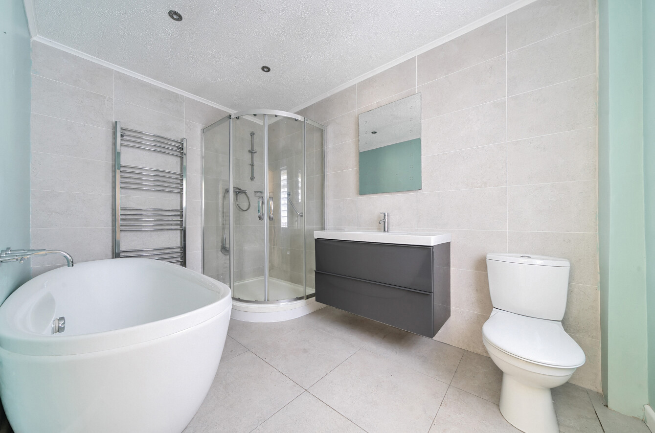 Raebarn Close, Cheriton, Alresford, Hampshire, SO24