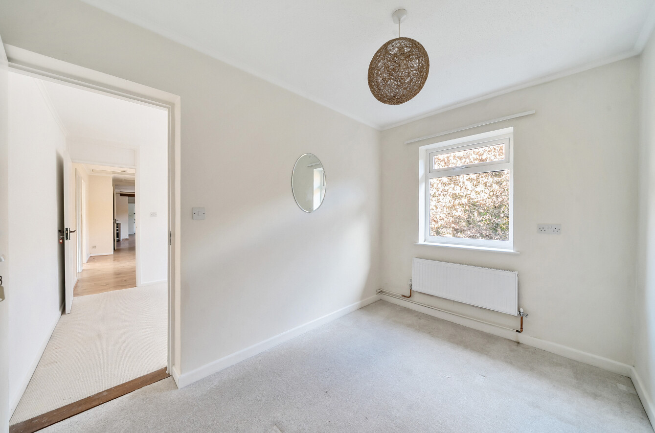 Raebarn Close, Cheriton, Alresford, Hampshire, SO24