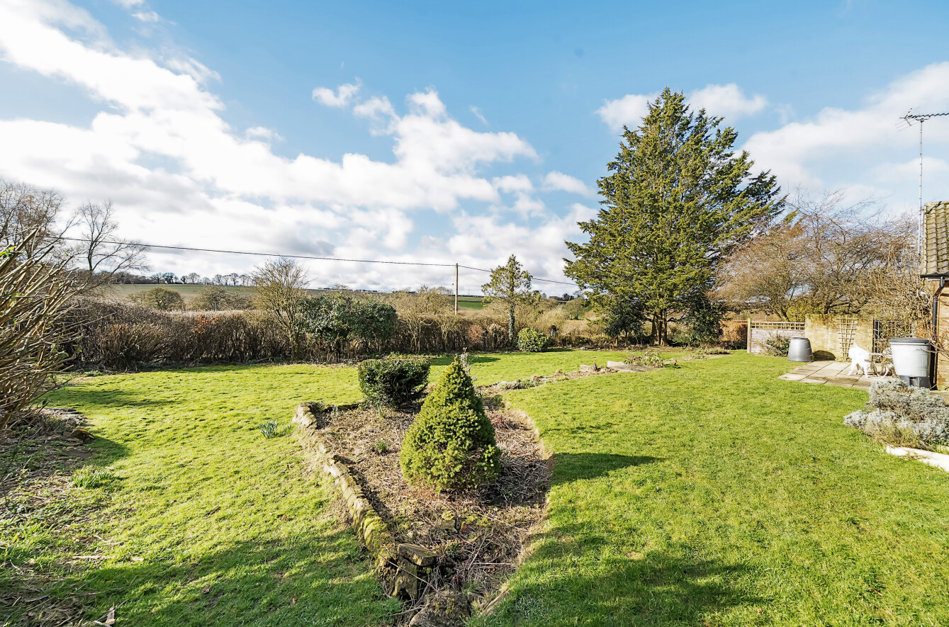 Raebarn Close, Cheriton, Alresford, Hampshire, SO24