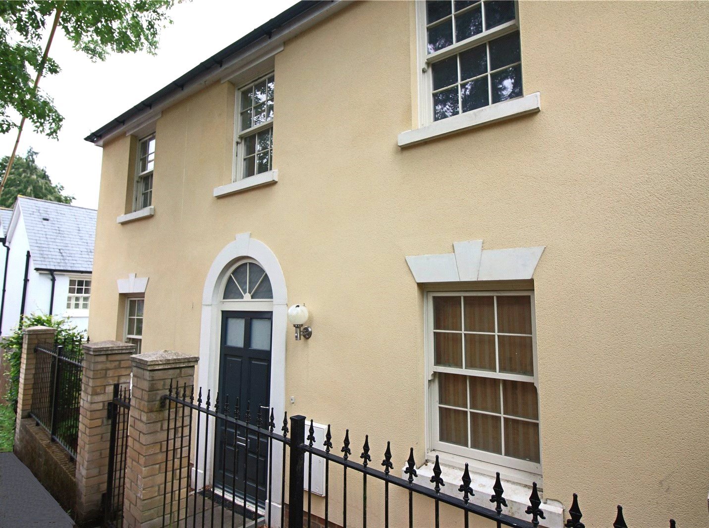Goodmans Court, Alresford, Hampshire, SO24 - Charters