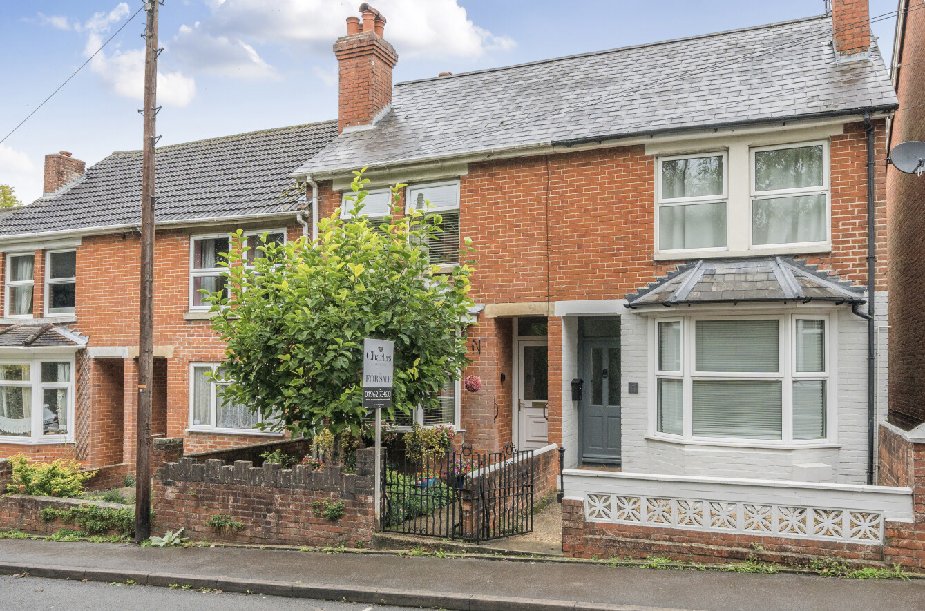 Station Approach, Alresford, Hampshire, SO24 - Charters