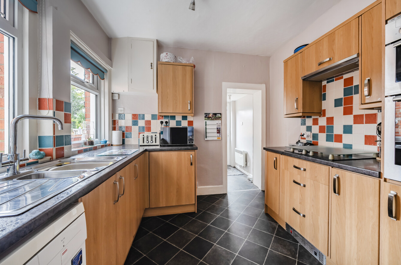 Station Approach, Alresford, Hampshire, SO24 - Charters
