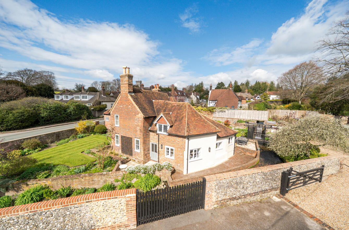 West Meon, Petersfield, Hampshire, GU32 - Charters