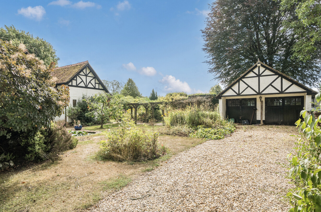 Swarraton, Alresford, Hampshire, SO24 - Charters