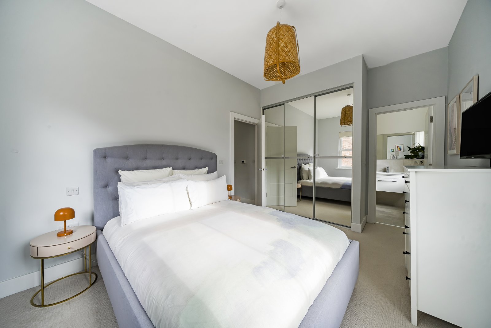 Wheatsheaf Close, North Waltham, Basingstoke, Hampshire, RG25