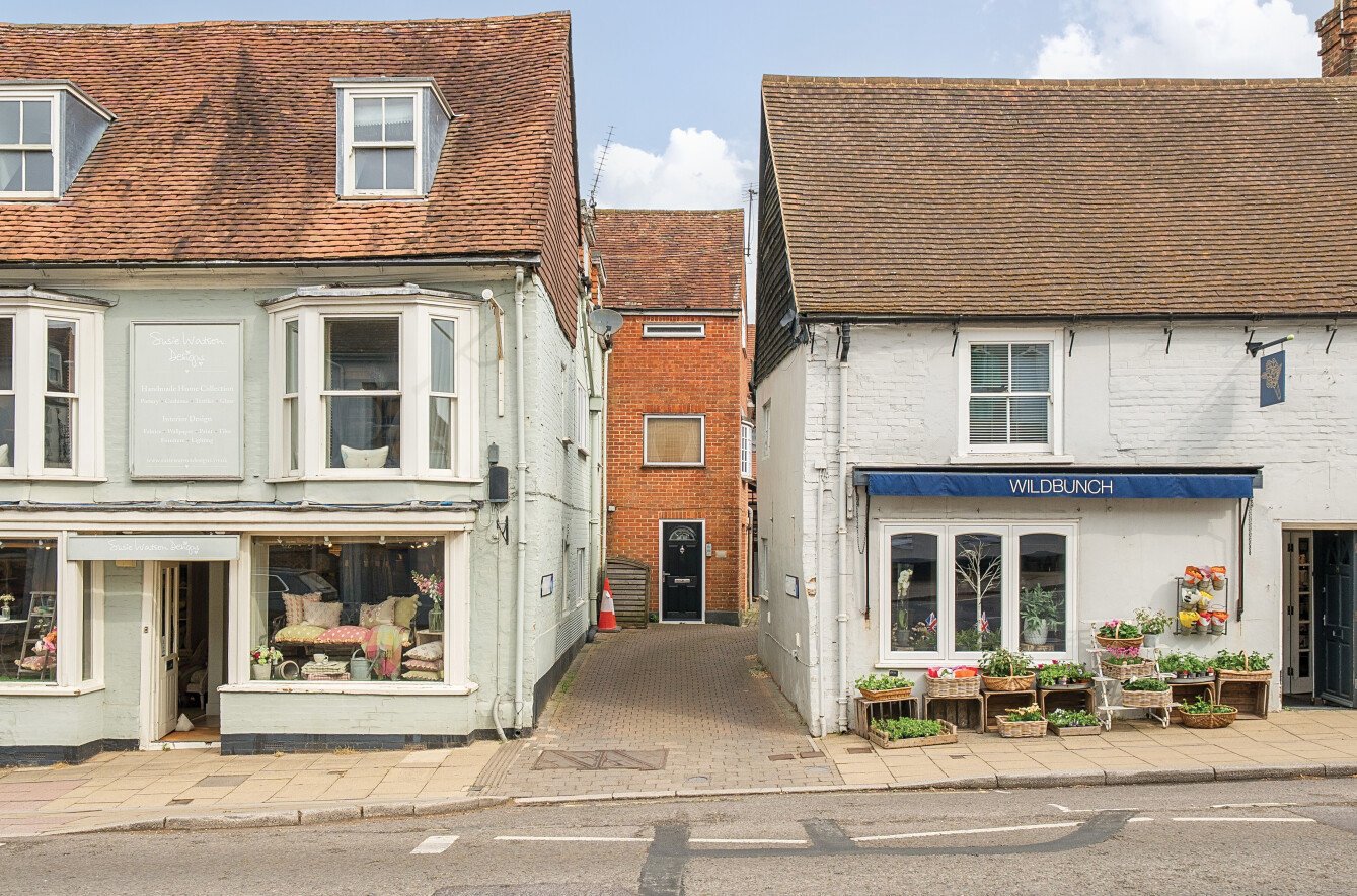 West Street, Alresford, Hampshire, SO24 - Charters