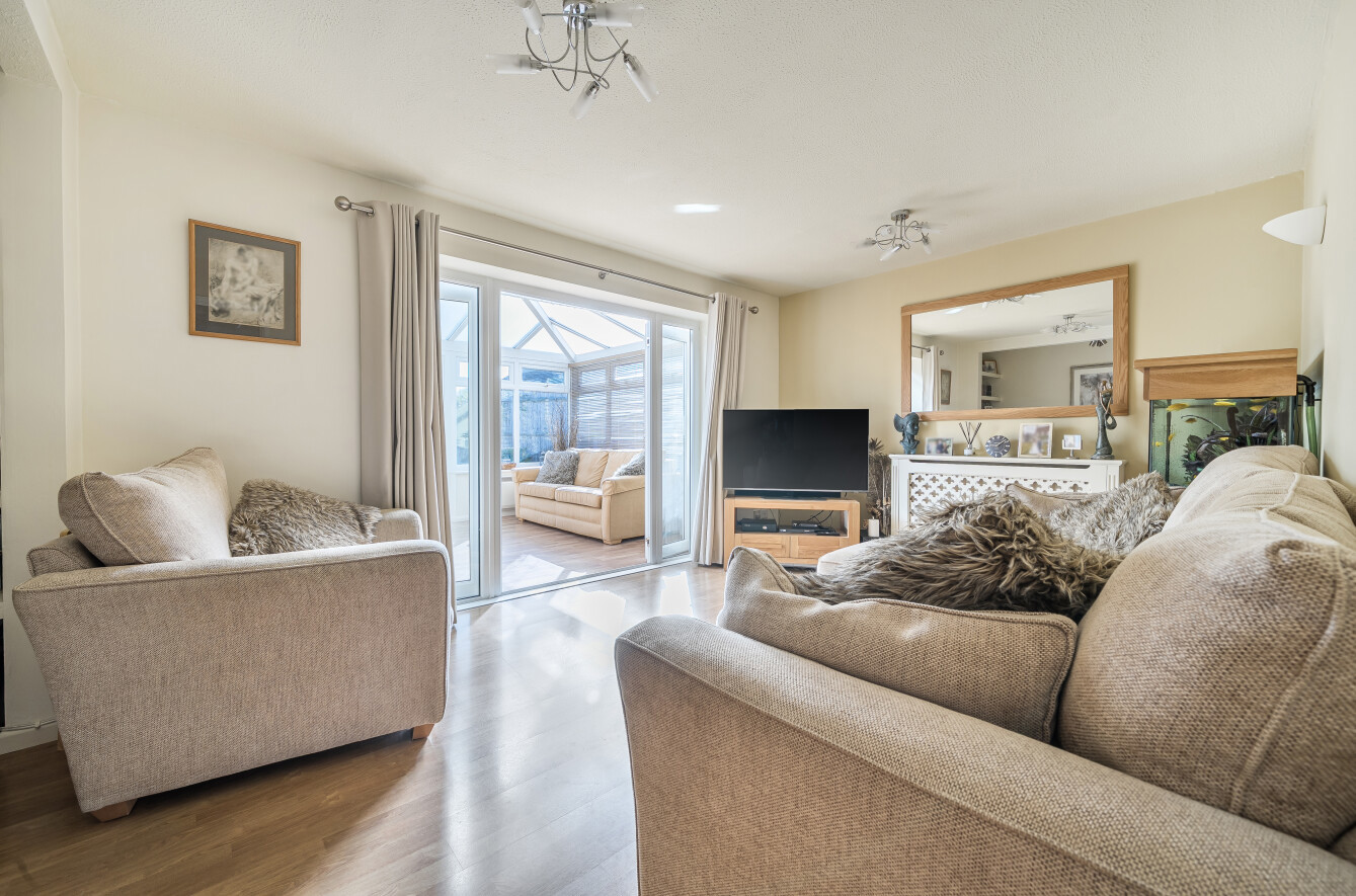 Lovells Walk, Alresford, Hampshire, SO24 - Charters