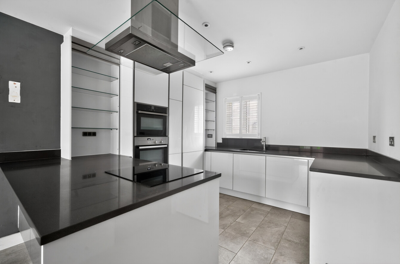 Ropley, Alresford, Hampshire, SO24