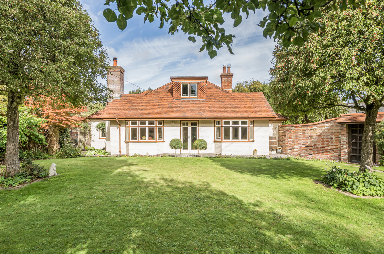 Easton Lane, Easton, Winchester, Hampshire, SO21 - Charters