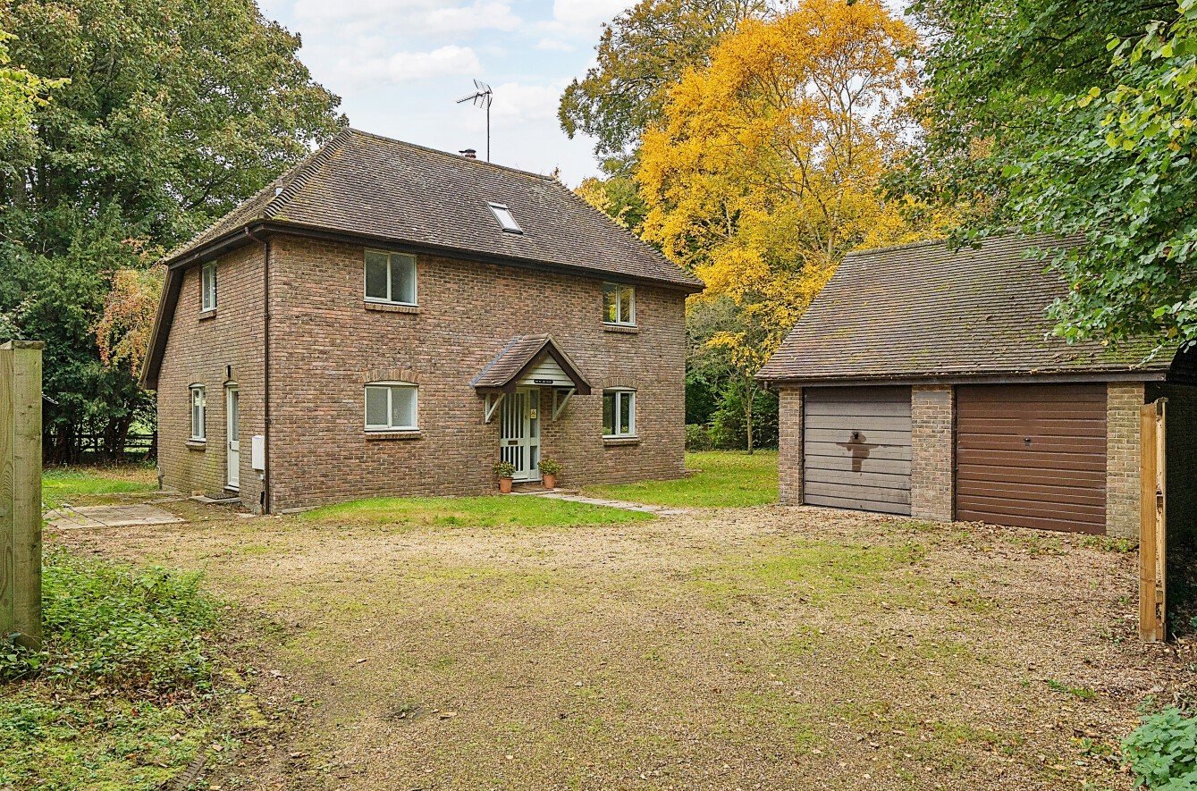 Kilmeston Road, Kilmeston, Alresford, Hampshire, SO24