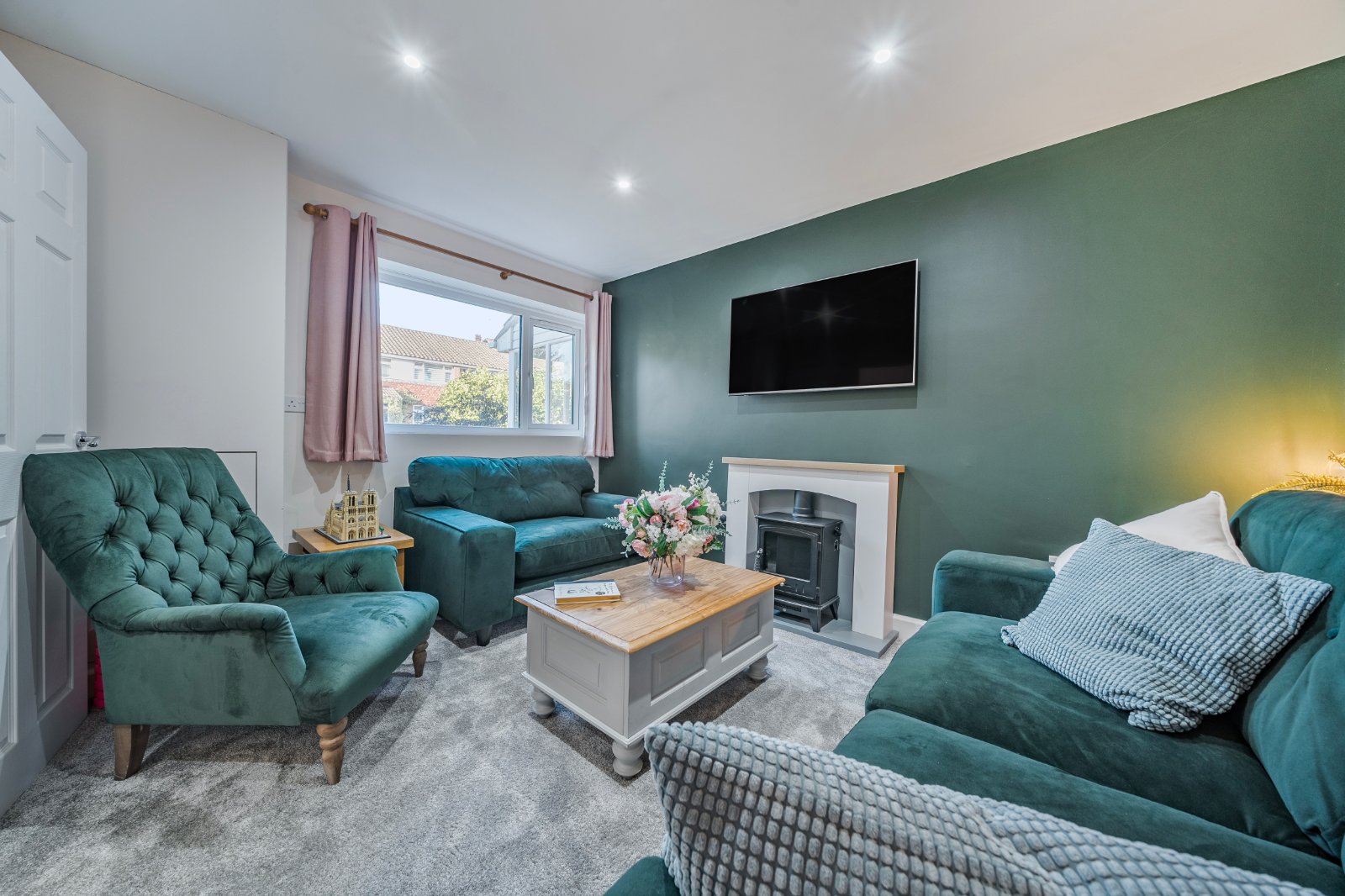 Nursery Road, Alresford, Hampshire, SO24 - Charters