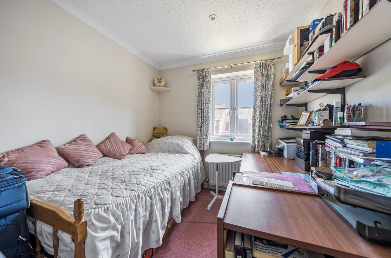 Lindley Gardens, Alresford, Hampshire, SO24