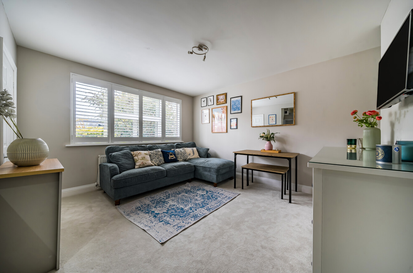 New Farm Road, Alresford, Hampshire, SO24 New Farm Road, Alresford, Hampshire, SO24 - Charters