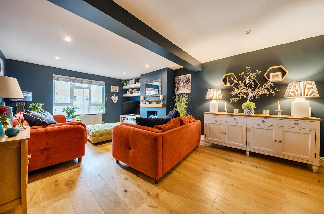 Windsor Road, Alresford, Hampshire, SO24 Windsor Road, Alresford, Hampshire, SO24 - Charters