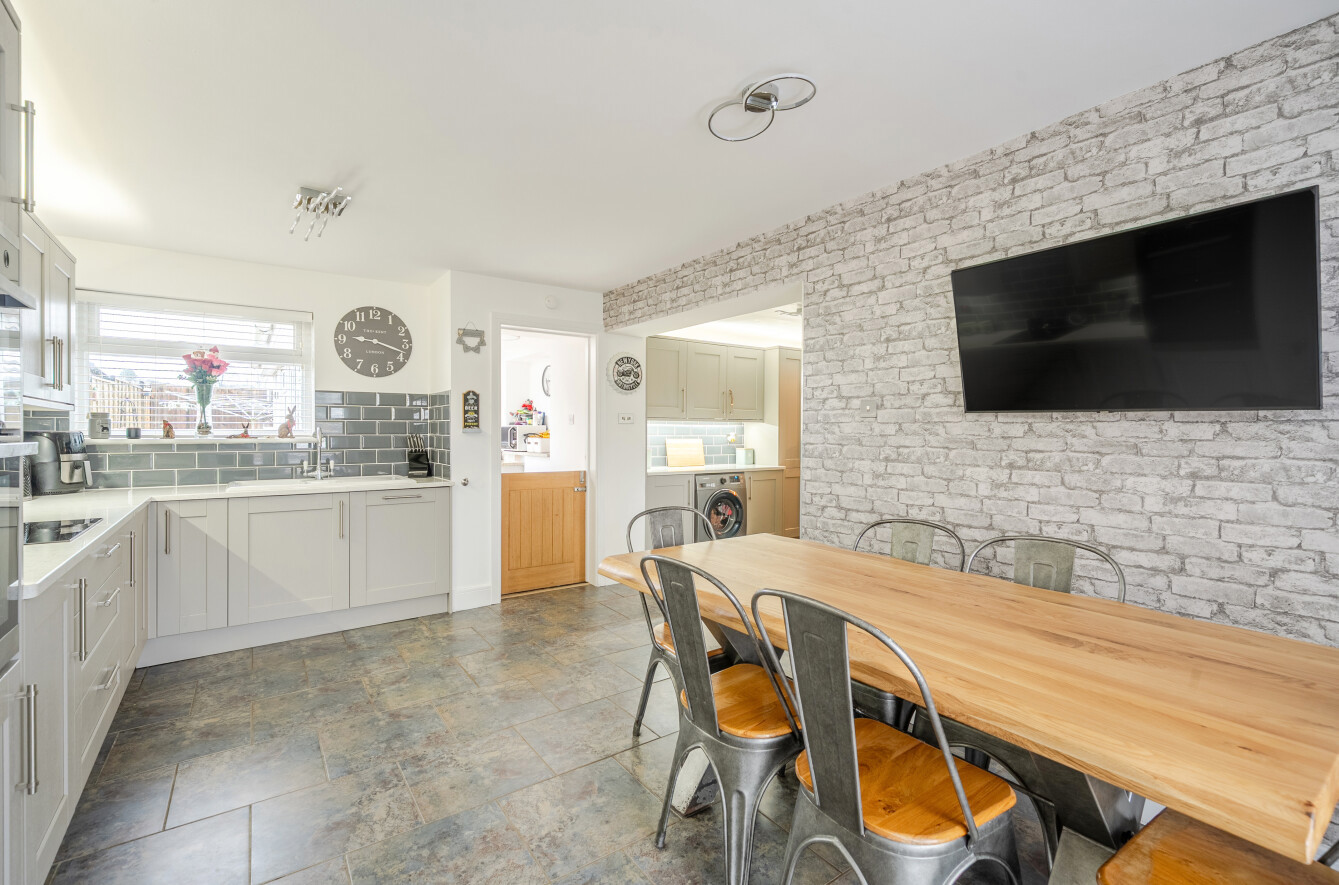 Raebarn Close, Cheriton, Alresford, Hampshire, SO24