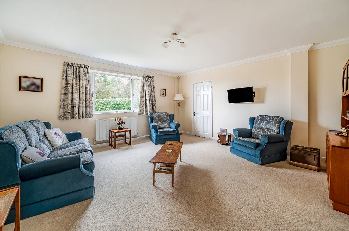 Darvill Road, Ropley, Alresford, Hampshire, SO24 - Charters