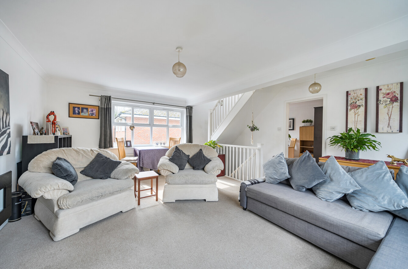 Headley Close, Alresford, Hampshire, SO24