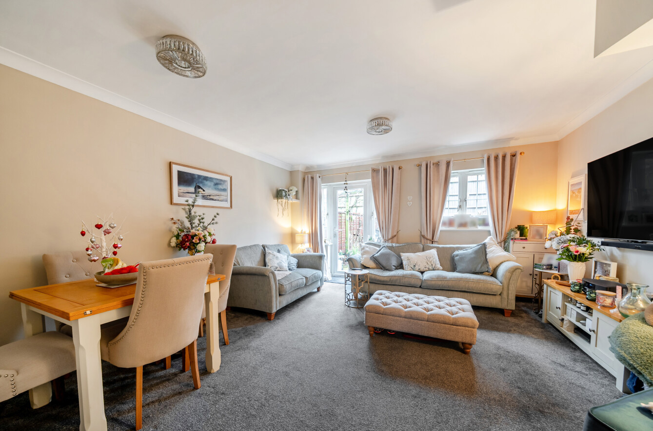 Princess Louise Square, Alton, Hampshire, GU34