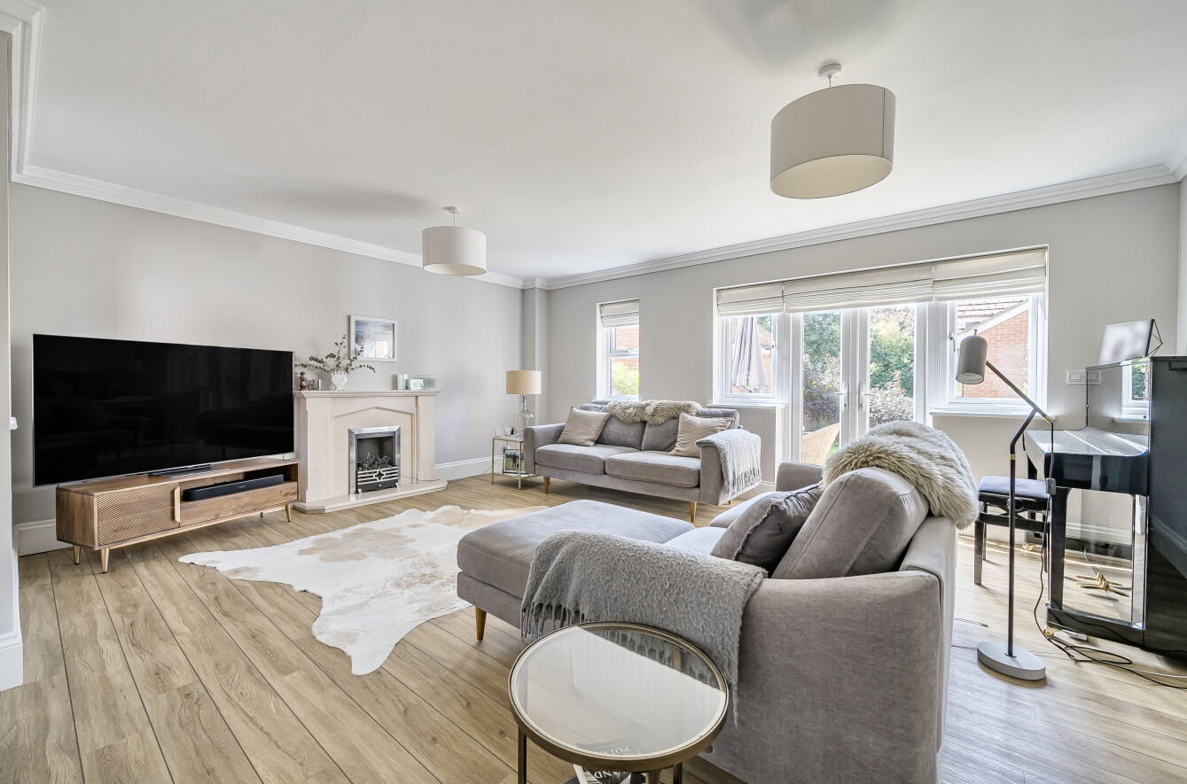 Shirnall Meadow, Lower Farringdon, Alton, Hampshire, GU34